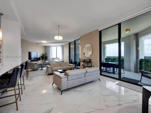 Квартира в аренду номерLPH914 - фото 7012344