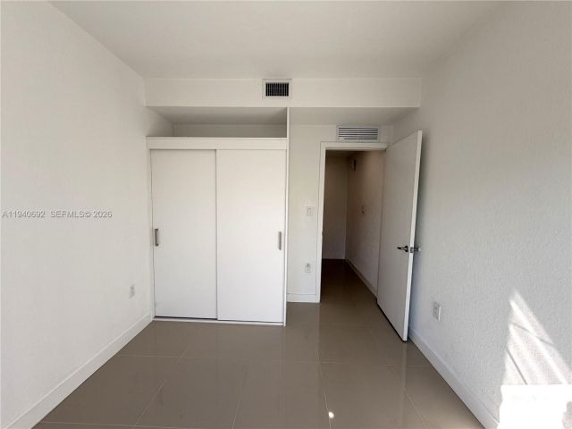 Дом в аренду по адресу 25823 SW 145th Ave - фото 7449328