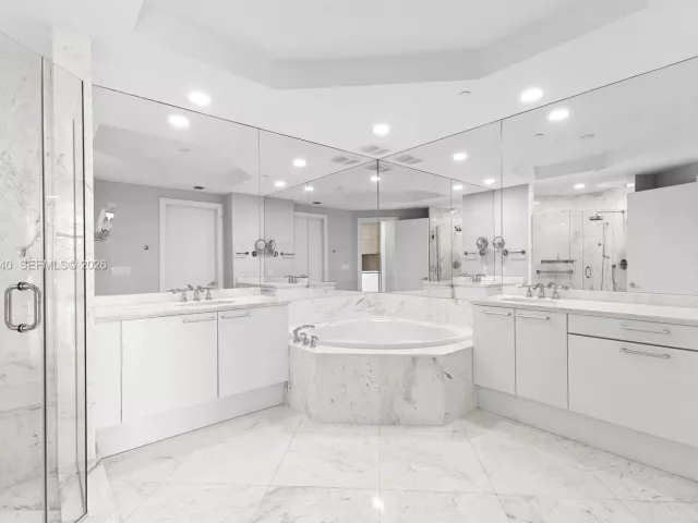 Продажа квартиры #1702 - фото 7012788