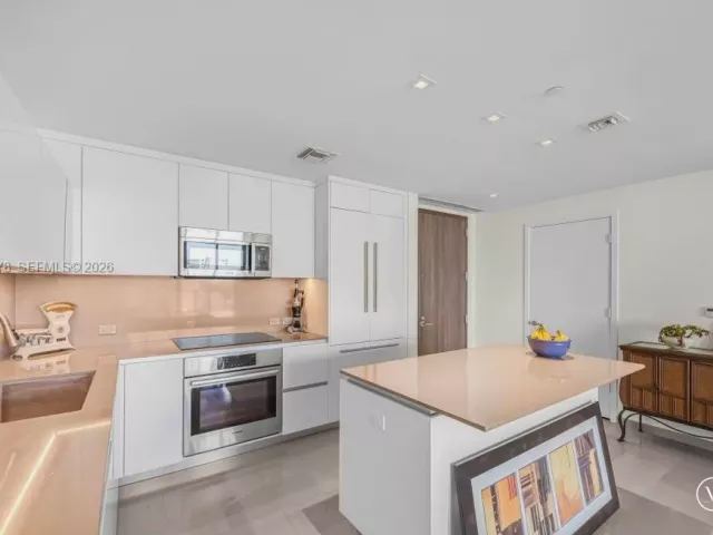 Продажа квартиры #1710 - фото 7011296