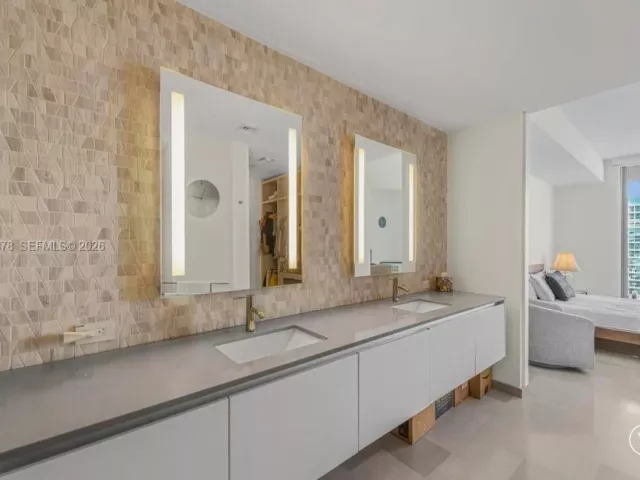 Продажа квартиры #1710 - фото 7011286