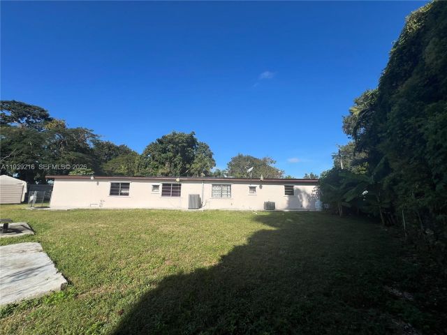 Продажа дома по адресу 17540 SW 254th st - фото 7460878