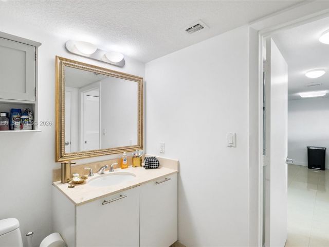 Продажа квартиры #2006 - фото 7448529