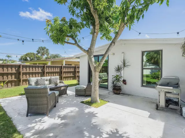 Продажа дома по адресу 363 Glouchester Street - фото 9382938