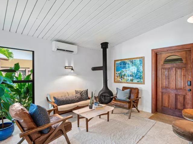 Продажа дома по адресу 363 Glouchester Street - фото 9382923