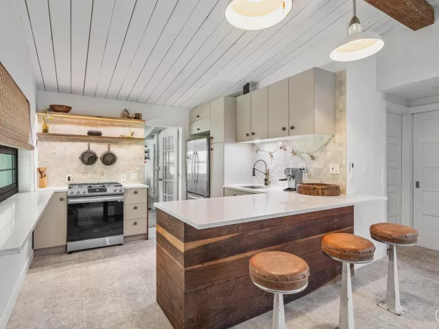 Продажа дома по адресу 363 Glouchester Street - фото 9382930