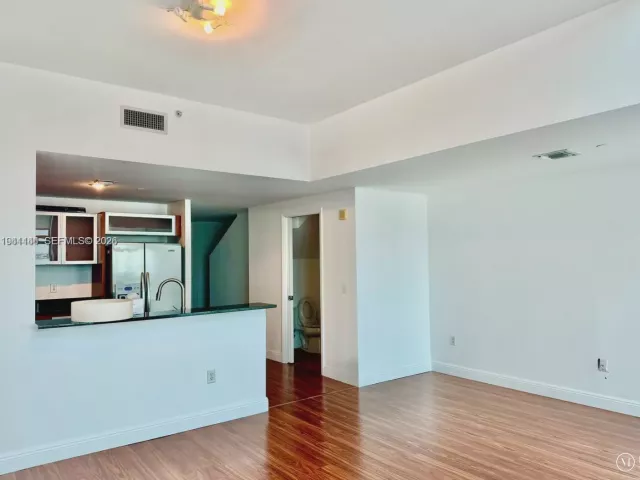 Квартира в аренду номер2-1213 - фото 7014306