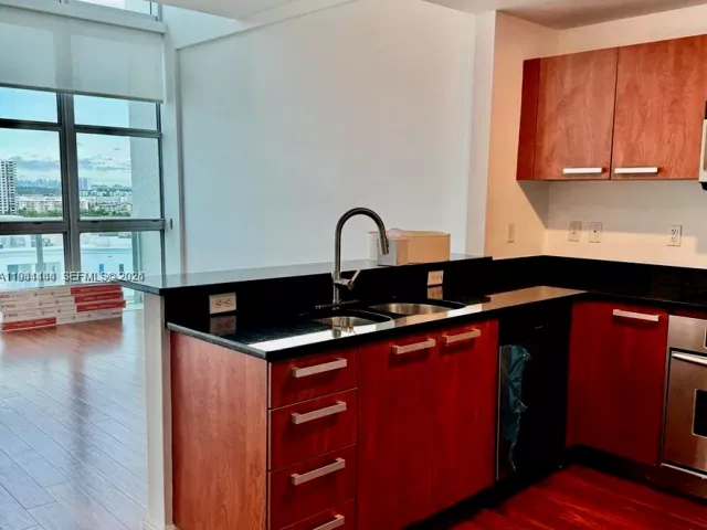 Квартира в аренду номер2-1213 - фото 7014309