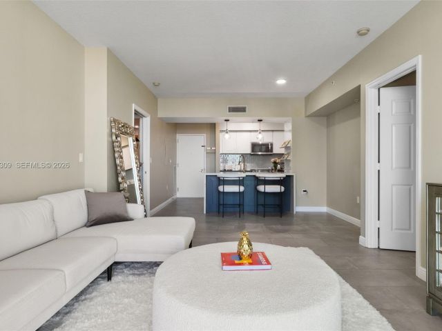 Квартира в аренду номер2105E - фото 7506371