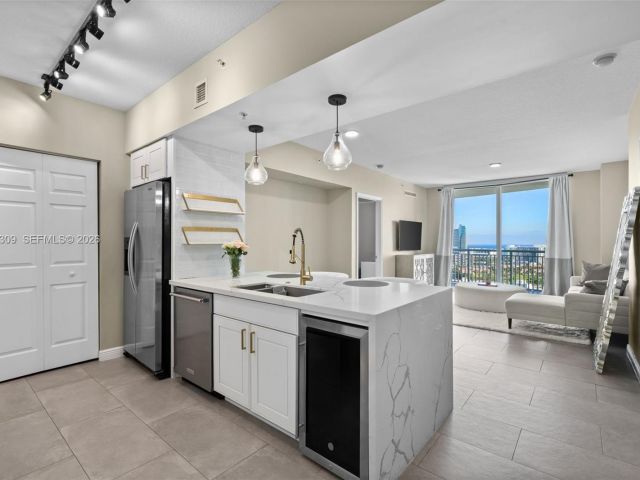 Квартира в аренду номер2105E - фото 7506374