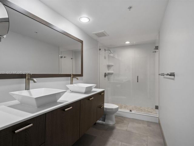 Квартира в аренду номер2105E - фото 7506387