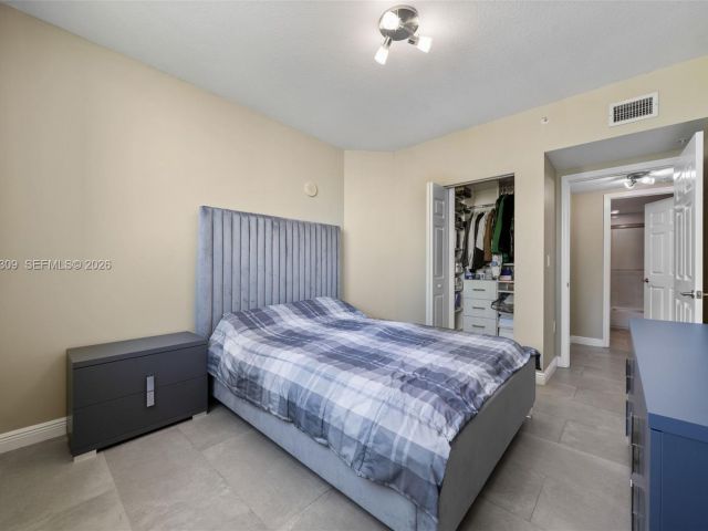 Квартира в аренду номер2105E - фото 7506393