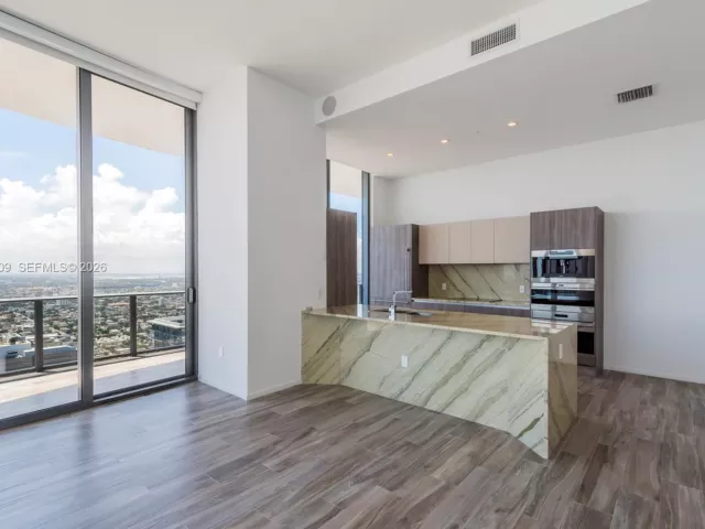 Квартира в аренду номер5701 - фото 7015640