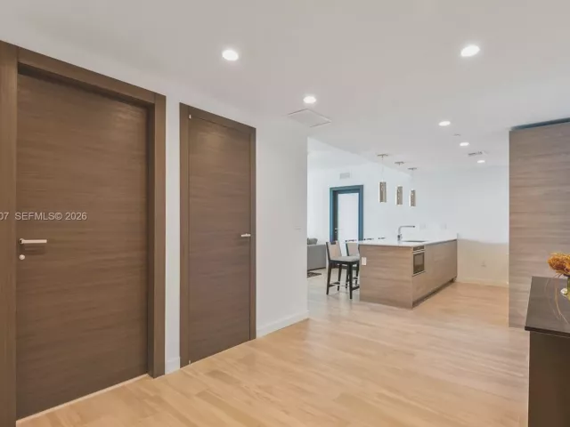 Продажа квартиры #3902 - фото 7015600