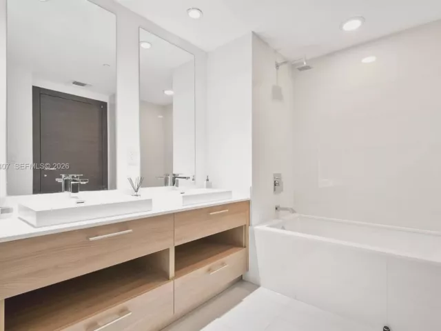 Продажа квартиры #3902 - фото 7015585