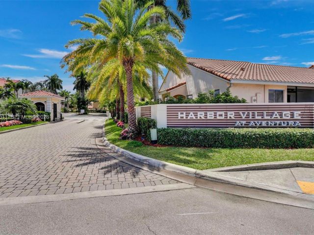 Продажа дома по адресу 21150 Jib Ct J12 - фото 7187686