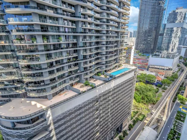 Продажа квартиры #2418 - фото 7019339