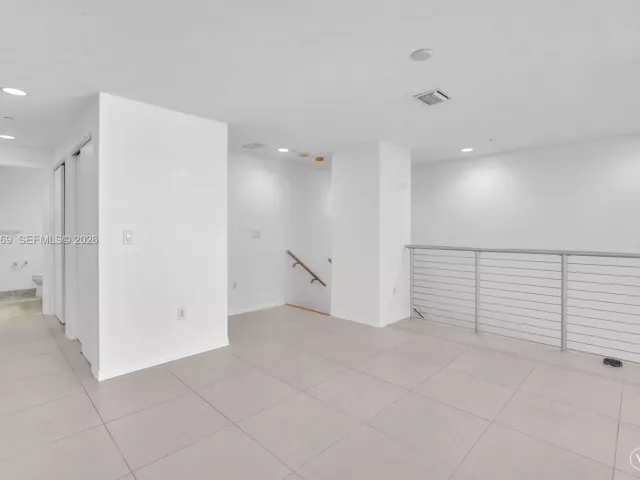 Продажа квартиры #2418 - фото 7019329