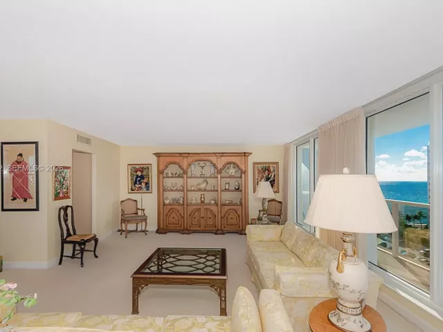 Продажа квартиры #1108N - фото 7021622