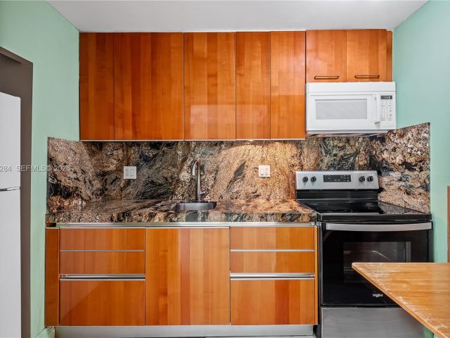 Продажа квартиры #1510 - фото 7494457