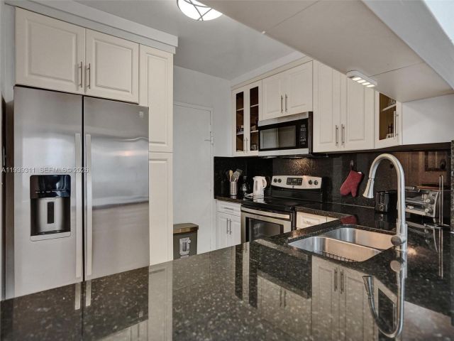 Продажа квартиры #520 - фото 7447341