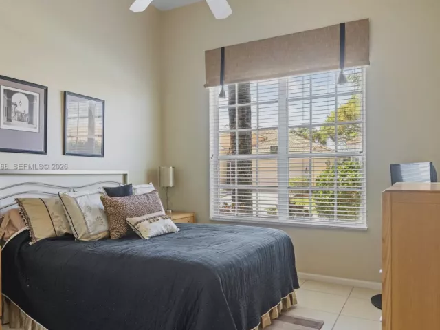 Продажа дома по адресу 15379 Fiorenza Cir - фото 7097852