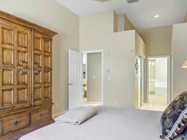 Продажа дома по адресу 15379 Fiorenza Cir - фото 7097840