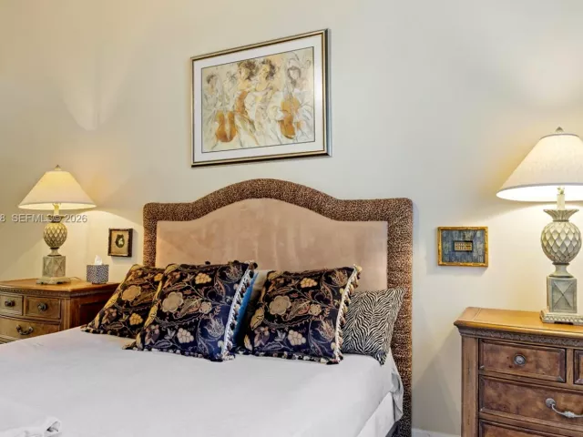 Продажа дома по адресу 15379 Fiorenza Cir - фото 7097841