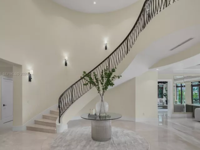 Продажа дома по адресу 288 S Coconut Ln - фото 7021450