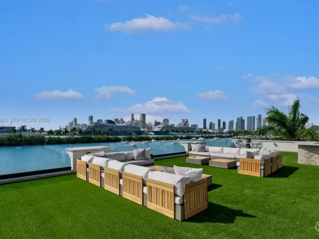 Продажа дома по адресу 288 S Coconut Ln - фото 7021452