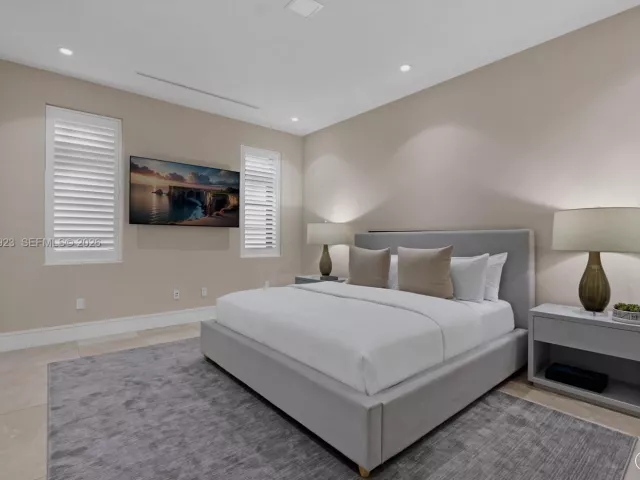 Продажа дома по адресу 288 S Coconut Ln - фото 7021436