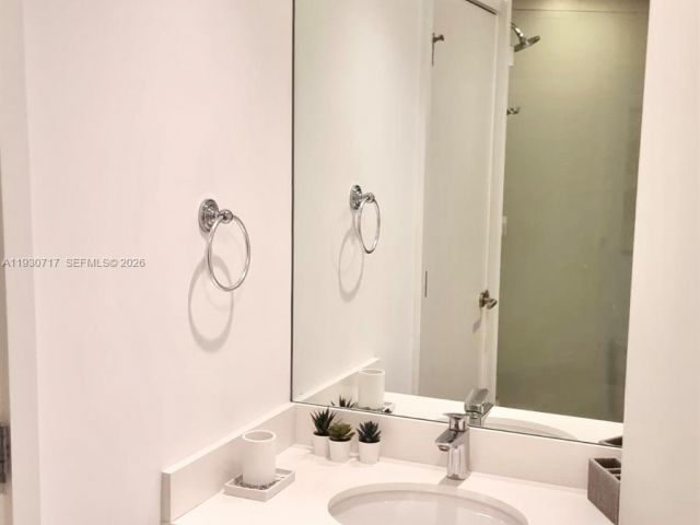 Продажа квартиры #3601 - фото 7025313