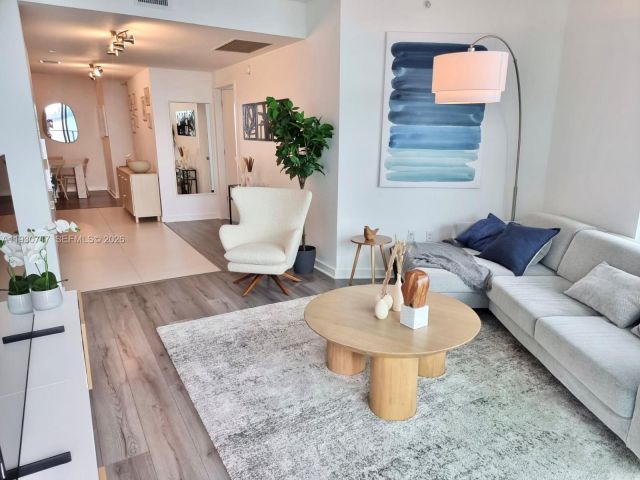 Продажа квартиры #3601 - фото 7025324