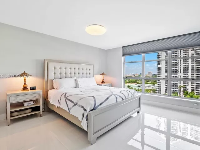 Продажа квартиры #1212 - фото 7022709