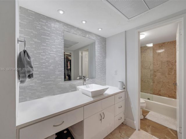 Продажа квартиры #1415 - фото 7110643