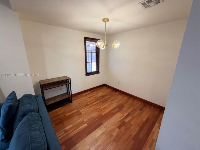 Продажа дома по адресу 231 Majorca Ave C - фото 7023460