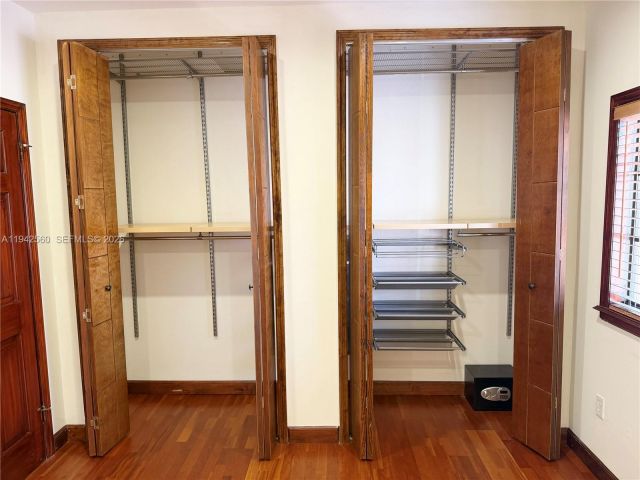 Продажа дома по адресу 231 Majorca Ave C - фото 7023466