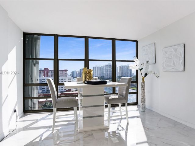 Продажа квартиры #1206 - фото 7025672