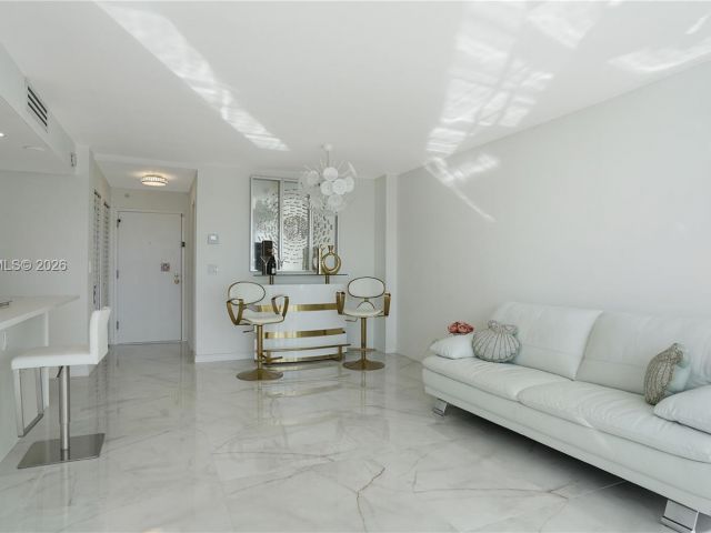 Продажа квартиры #1206 - фото 7025674