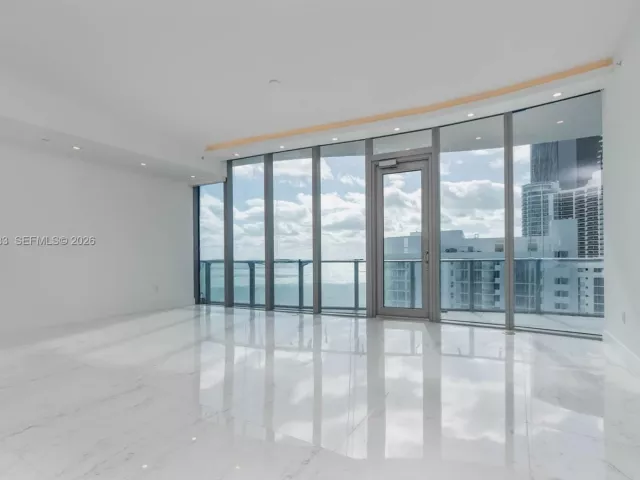 Квартира в аренду номер2003 - фото 7025609