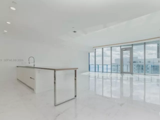 Квартира в аренду номер2003 - фото 7025610