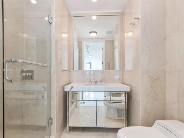 Квартира в аренду номер2003 - фото 7025614