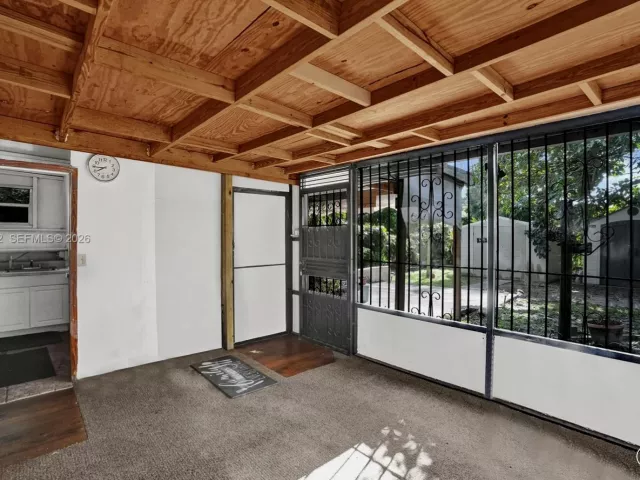 Продажа дома по адресу 1050 NE 153rd Ter - фото 7146975