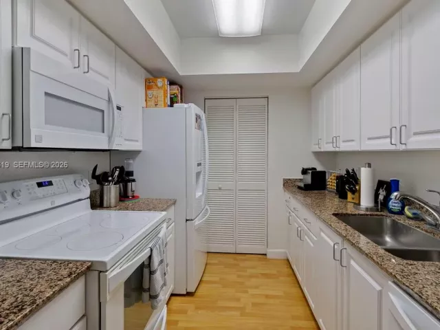 Продажа квартиры #807 - фото 7023871