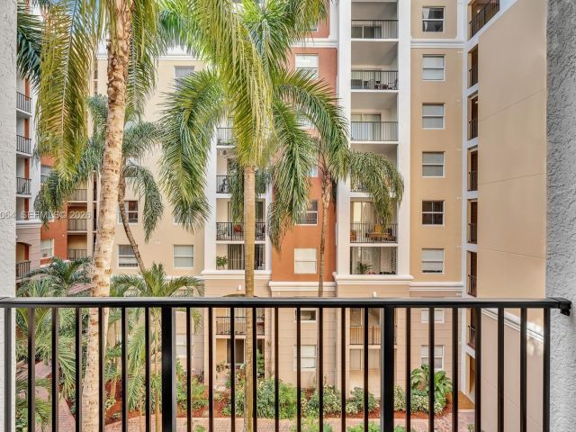 Продажа квартиры #1418 - фото 7049395