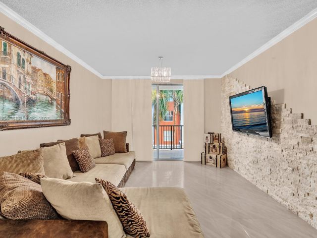 Продажа квартиры #1418 - фото 7049399