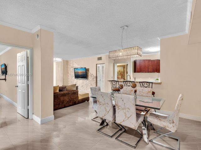 Продажа квартиры #1418 - фото 7049407