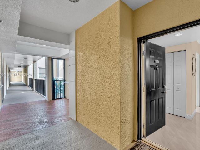 Продажа квартиры #1418 - фото 7049410