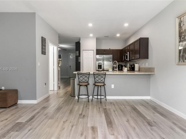 Дом в аренду по адресу 141 SE 34th Ter 141 - фото 7506821