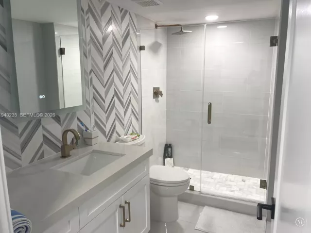 Продажа квартиры #1409 - фото 7063614